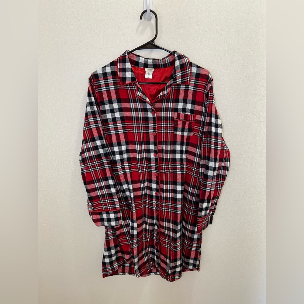 Aspen Plaid Nightgown. Size Small.